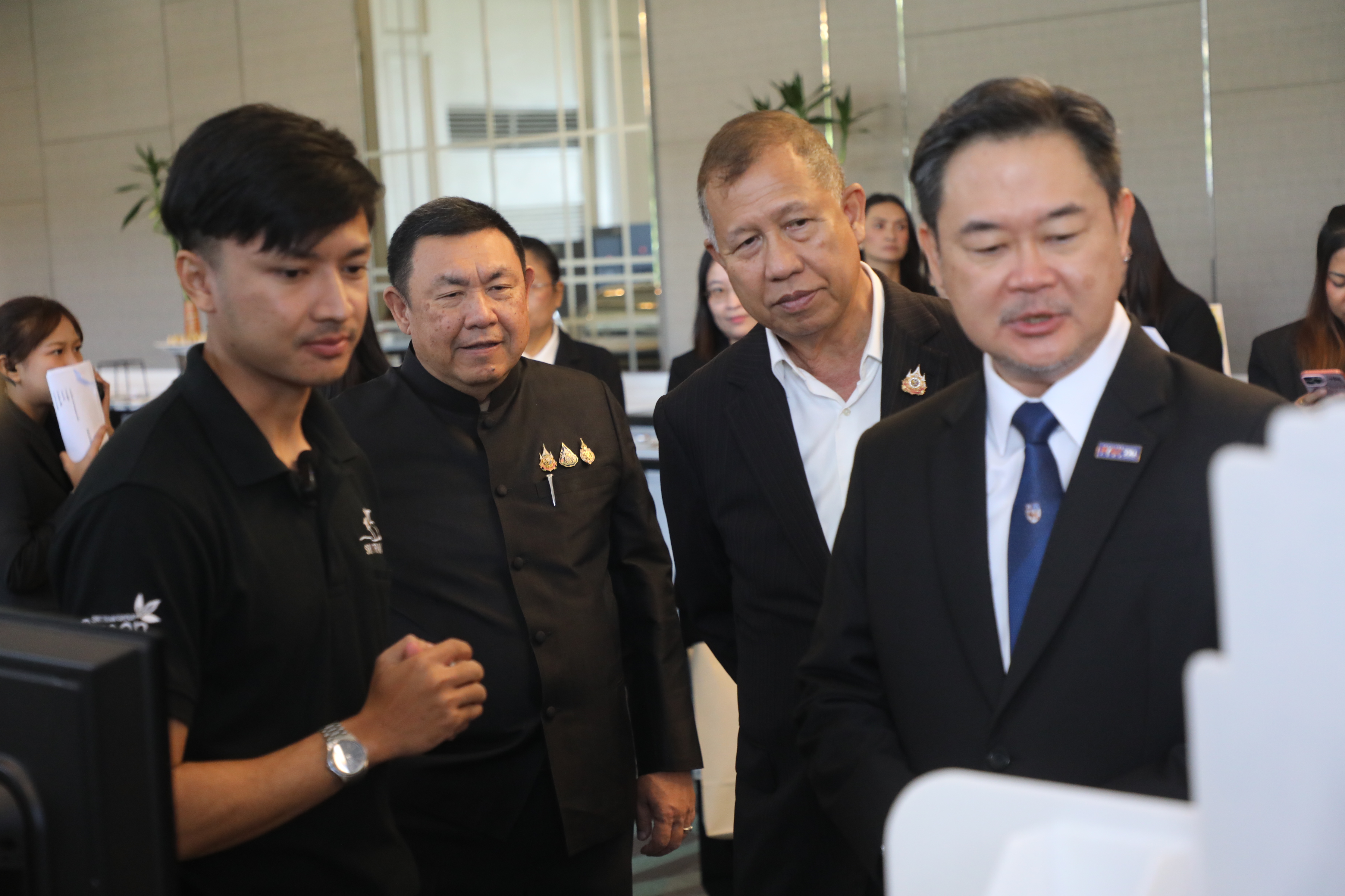 title - ส.ป.ก. เข้าร่วมงาน 